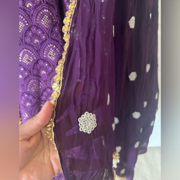 Heavy designer lehenga set - Picture 7 of 15